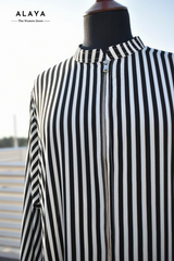 Striped Zipper Abaya - Black and White