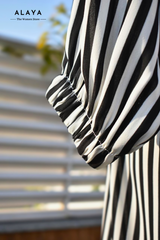 Striped Zipper Abaya - Black and White