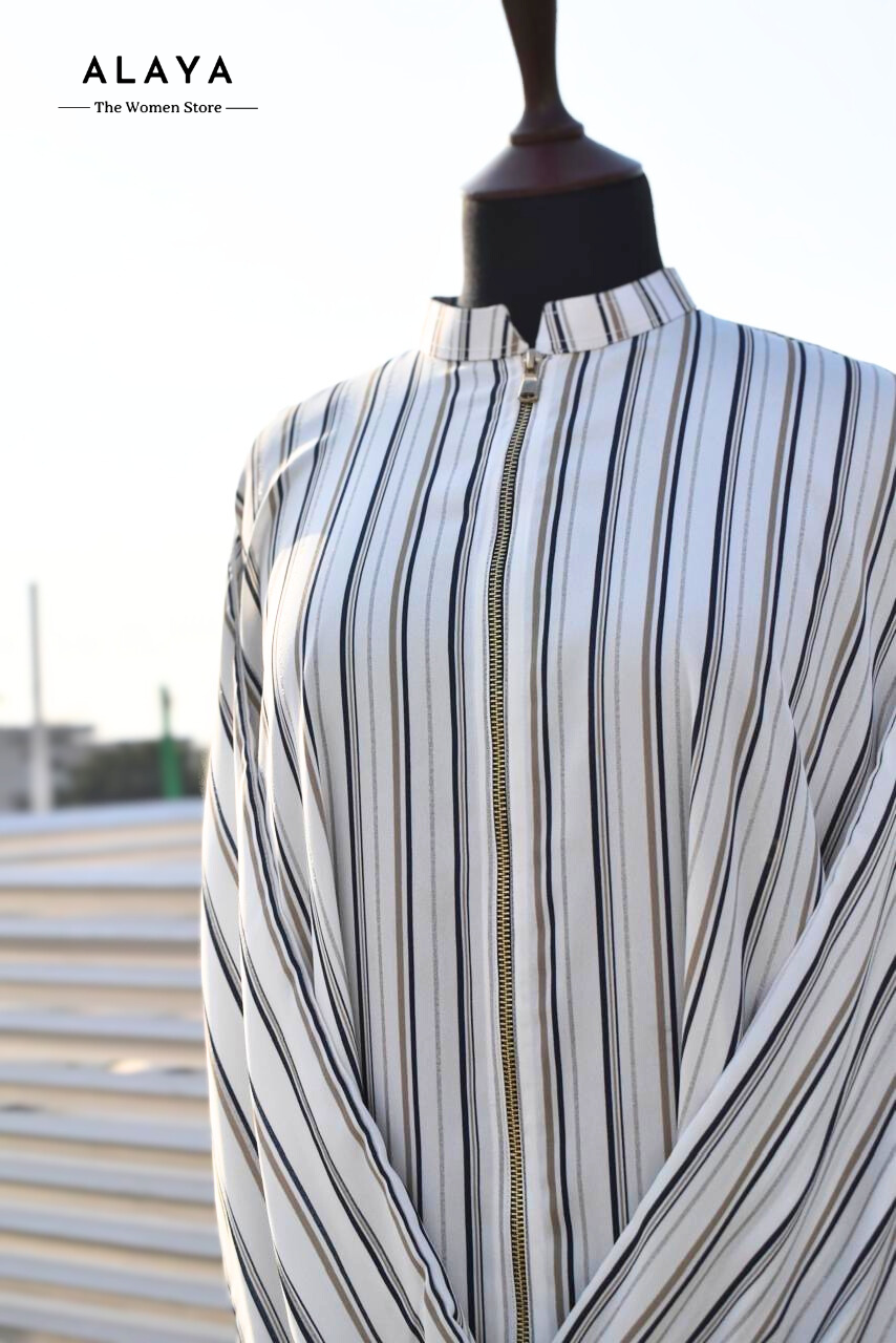 Striped Zipper Abaya - White with Shimmery Silver Line